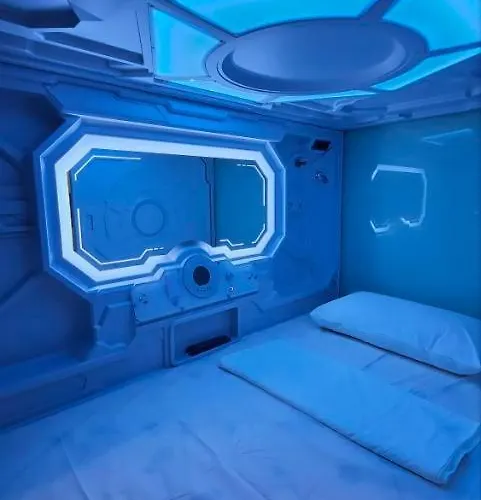 Erg Capsule Capsule hotel *
